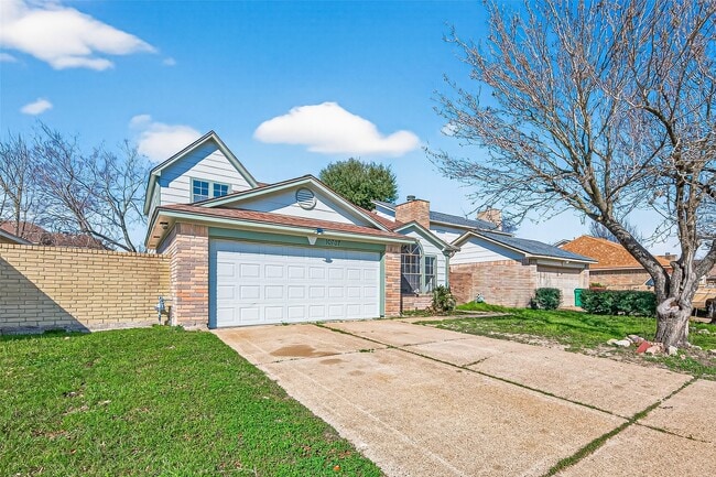 Building Photo - 10707 Staghill Dr