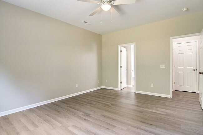 Building Photo - 1861 Cornsilk Dr