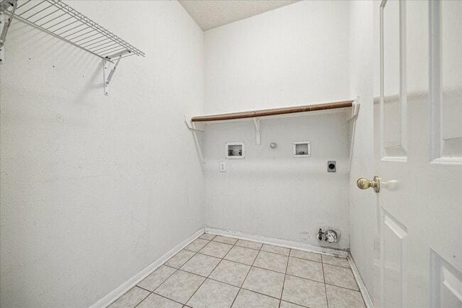 Building Photo - 119 Lissa Ln