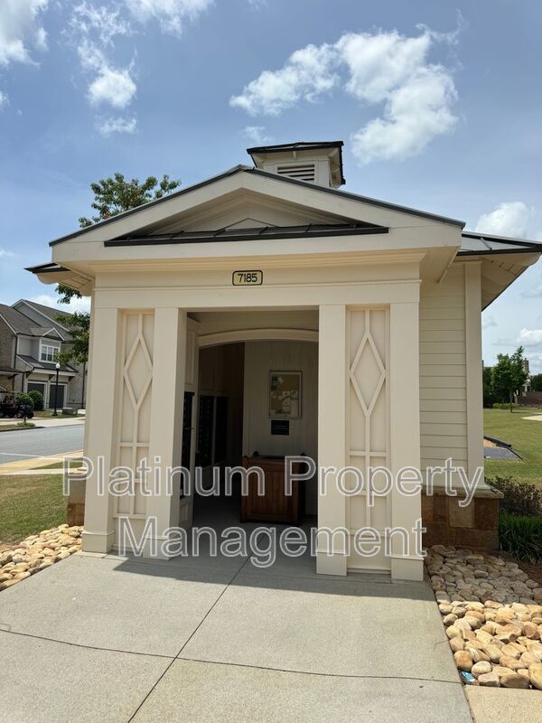 Building Photo - 931 Olmsted Ln