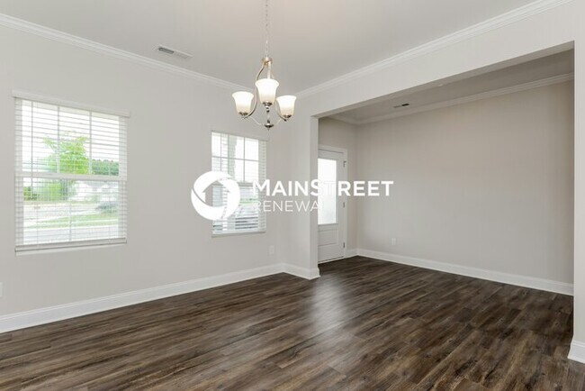 Building Photo - 4 Bedroom Pet-Friendly Home in Monroe, NC with Main Street Renewal