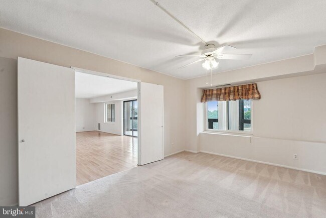 Building Photo - 8340 Greensboro Dr