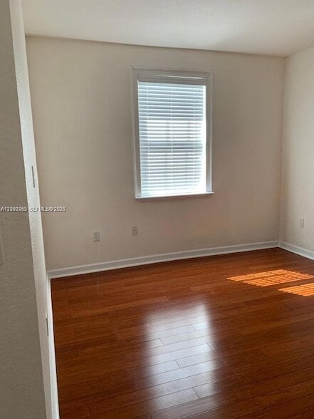 Building Photo - 8041 NW 114th Pl