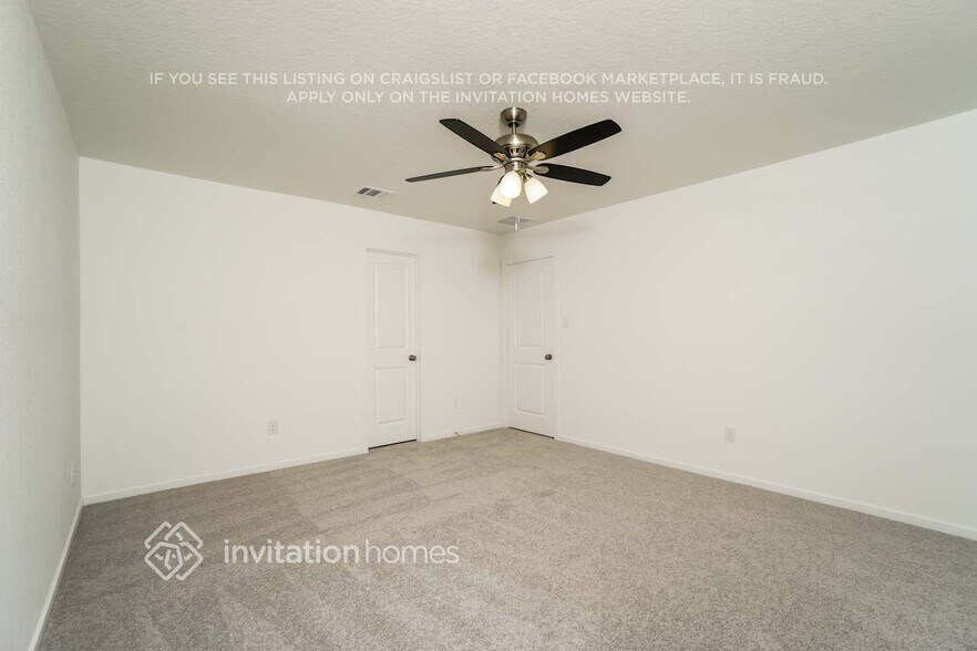 Building Photo - 1603 Hummock Steep