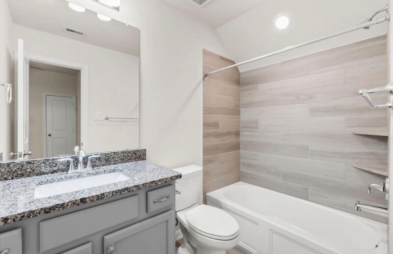 Building Photo - 4420 Mimic Dr