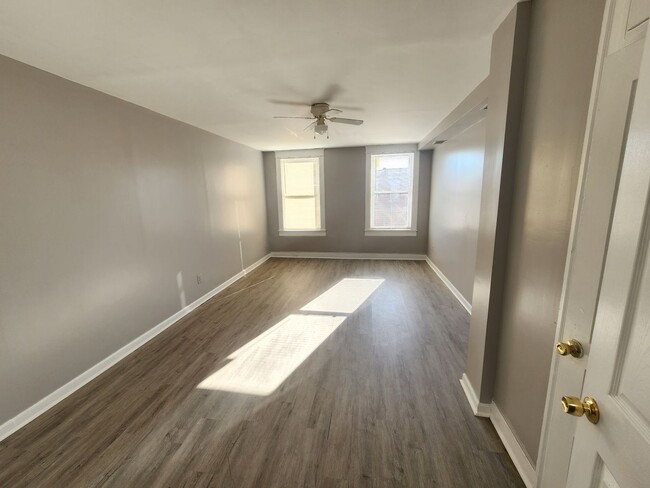 Building Photo - East Baltimore 2 Bedroom 1 Bathroom Town Home