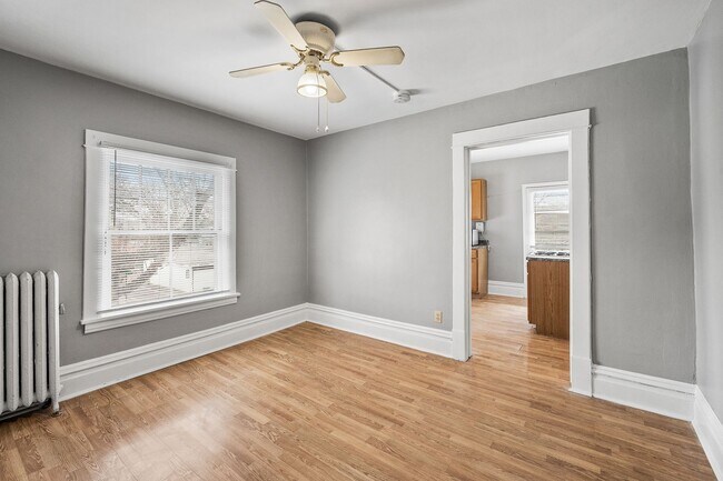 Building Photo - 3111 E 31st St
