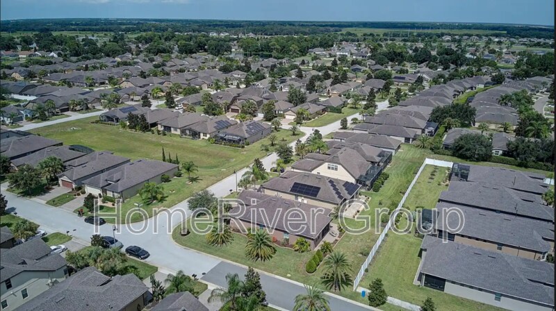 Building Photo - 581 Vista Sol Dr