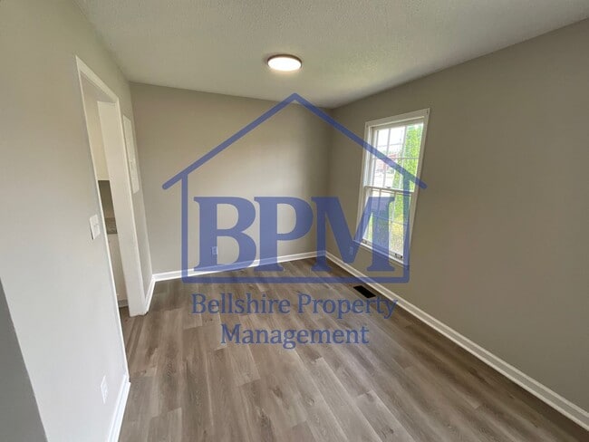 Building Photo - Completely Renovated 3 Bed, 2 Bath Home in...