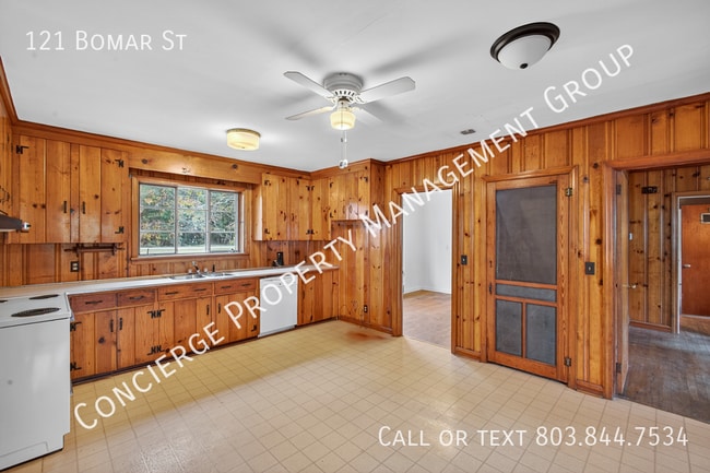 Building Photo - 121 Bomar St