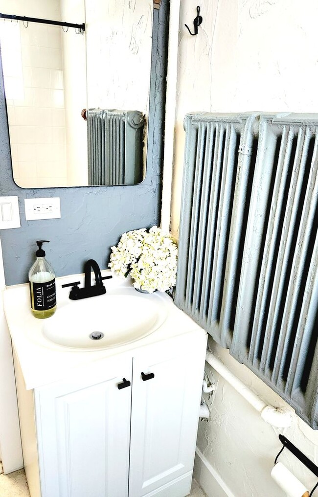 Building Photo - LOCATION LOCATION!!  Remodeled, partially ...