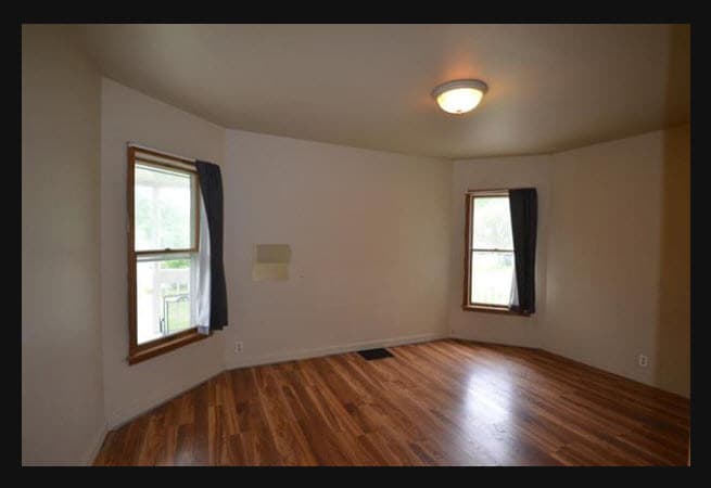 Building Photo - 251 N Prairie St