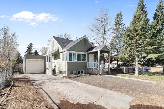 Building Photo - 129 W 100 S