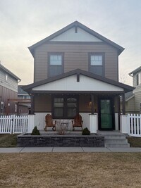 Building Photo - Josephine crossing 4 bedroom cottage