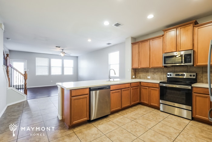 Building Photo - 3103 Thunder Gulch