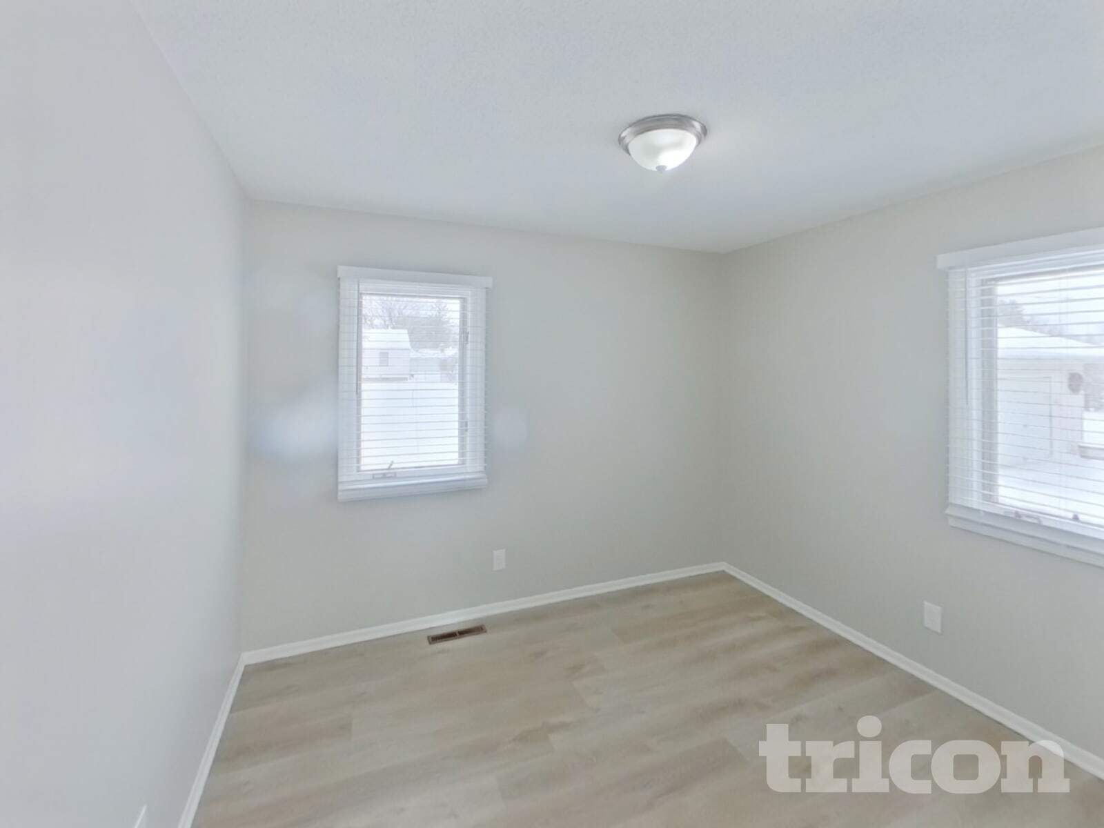 Building Photo - 6737 Upper 162nd St W