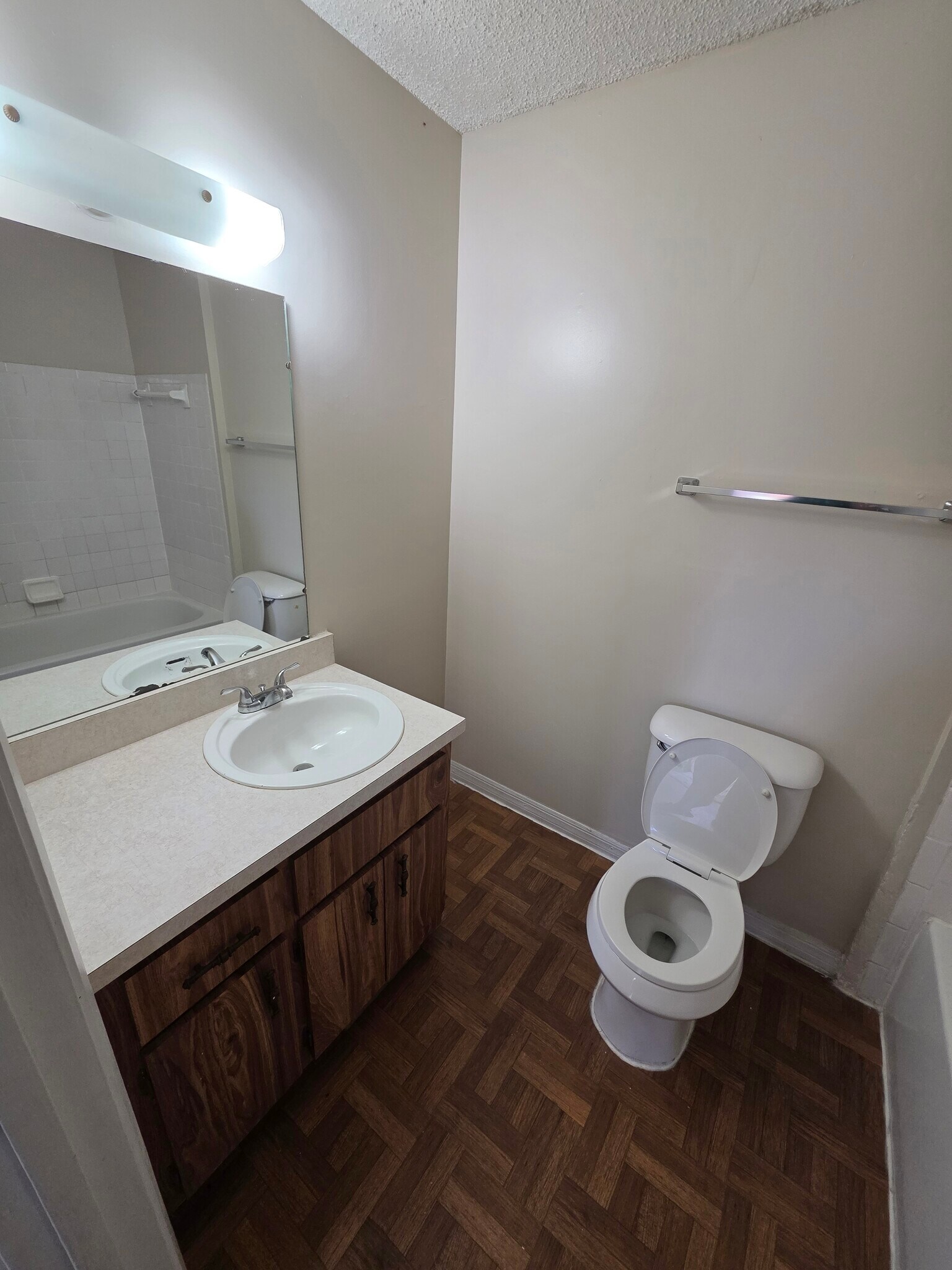 Building Photo - 5130 SE 29th St