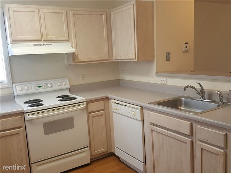 Building Photo - 2011 Mill Bend Dr