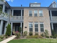 Building Photo - 5835 Ardrey Kell Rd