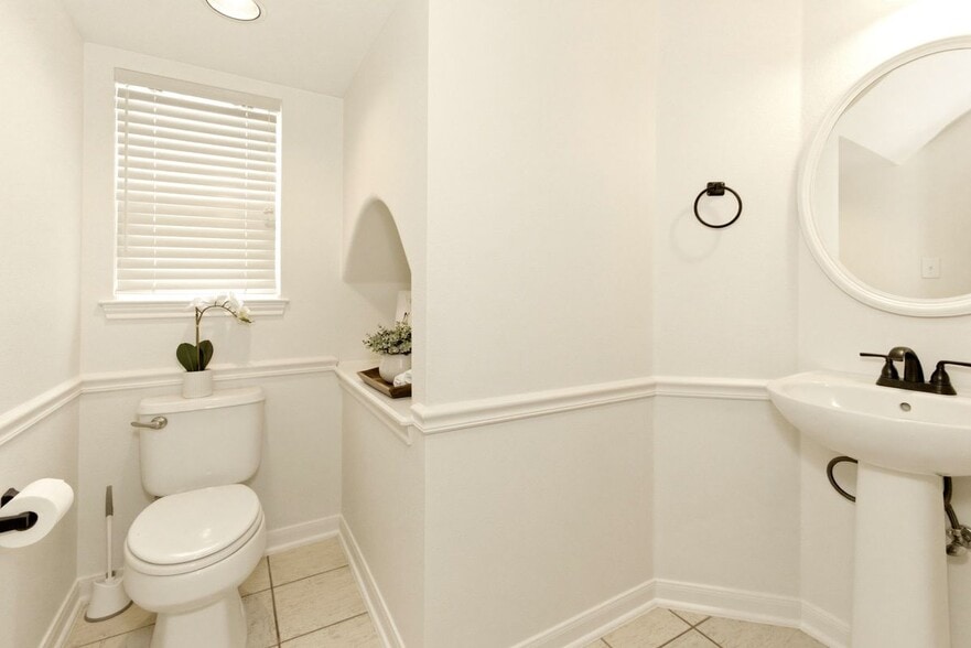 Building Photo - 119 Baythorne