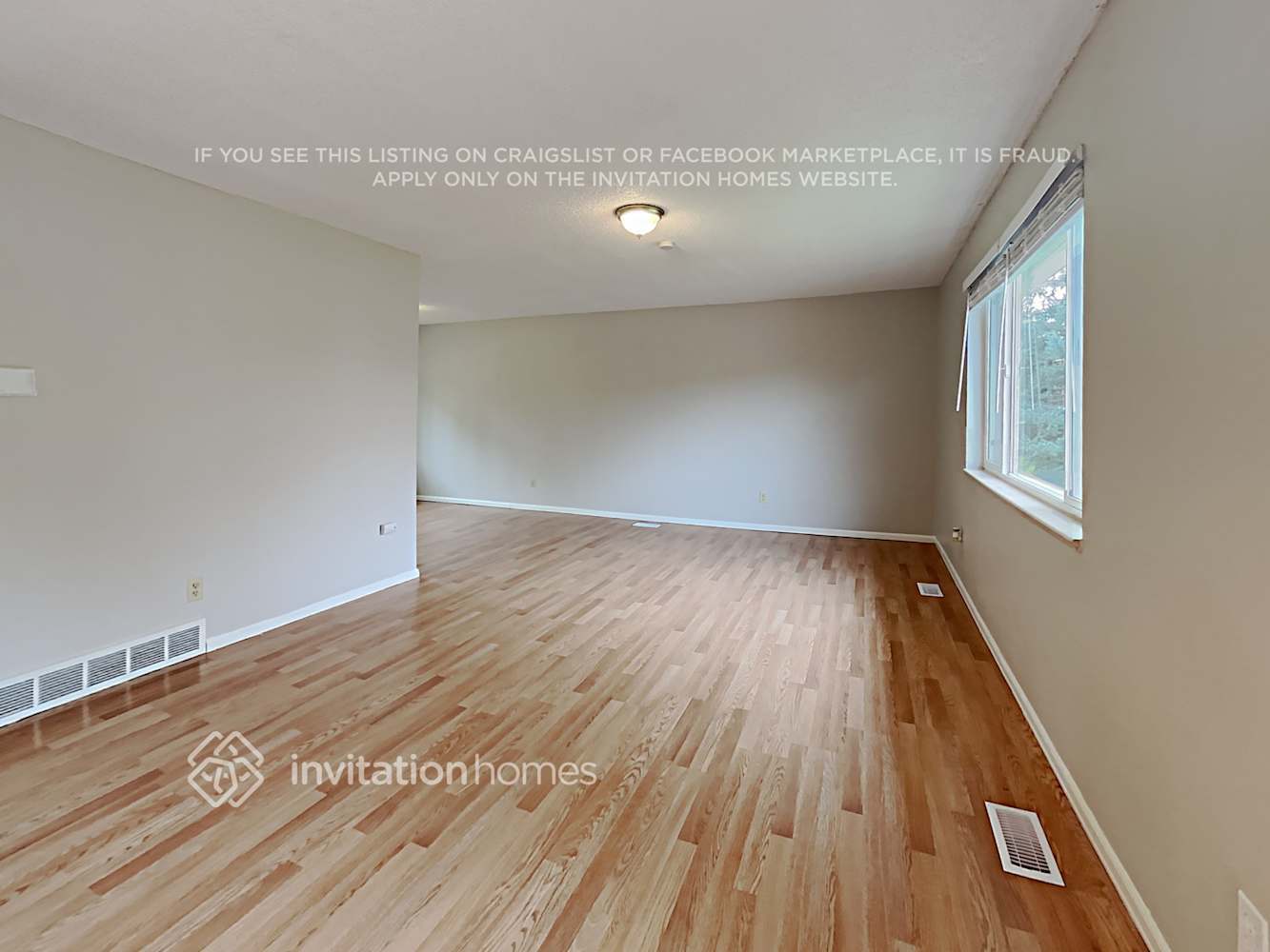 Building Photo - 2853 S Biscay Ct
