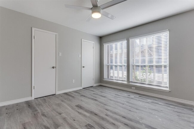 Building Photo - 5142 Amesbury Dr