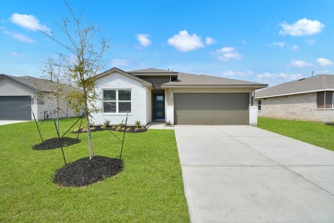 Building Photo - 14515 Rain Tree Dr