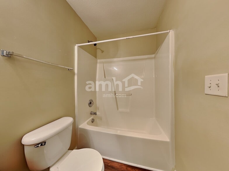 Building Photo - 8317 Rolling Meadows Ln