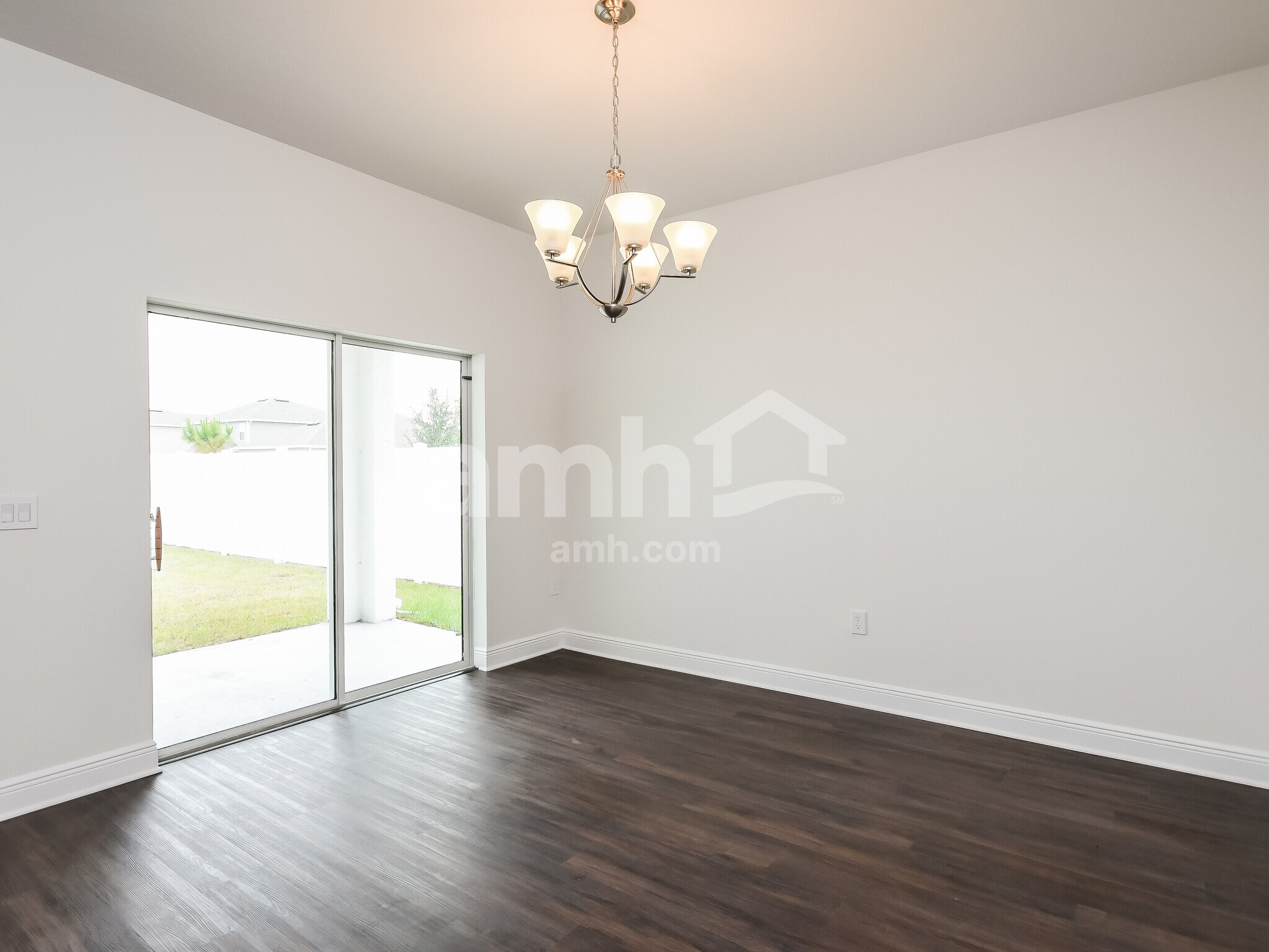 Building Photo - 965 Heavenly Dr