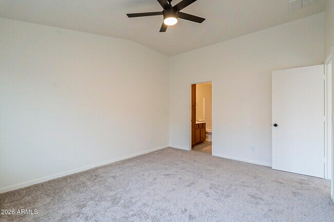 Building Photo - 6610 E University Dr