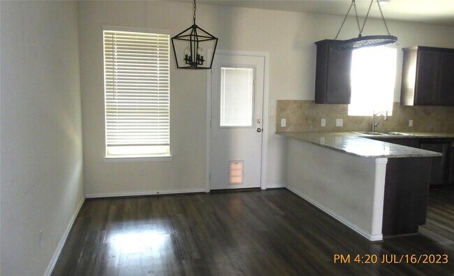 Building Photo - 6319 Shadowbrook Hollow Trail