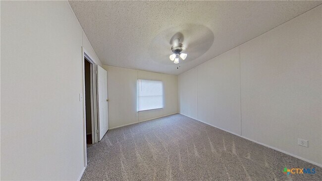 Building Photo - 100 Co Rd 194