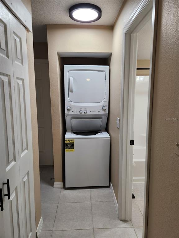 Building Photo - 211 Thorntree Pl