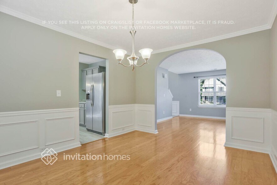 Building Photo - 3417 Sandlake Dr SW