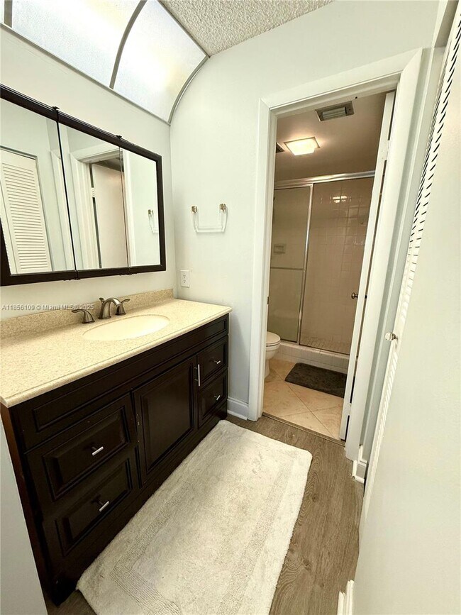 Building Photo - 1266 S Military Trail