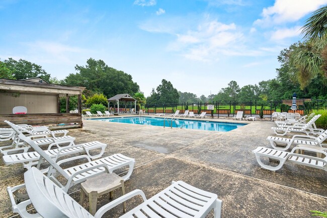 Building Photo - 2bd/2ba Condo on the Saluda River