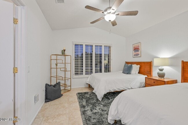 Building Photo - 14508 W Corral Dr