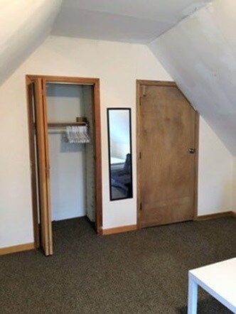 Building Photo - 117 N Bedford St