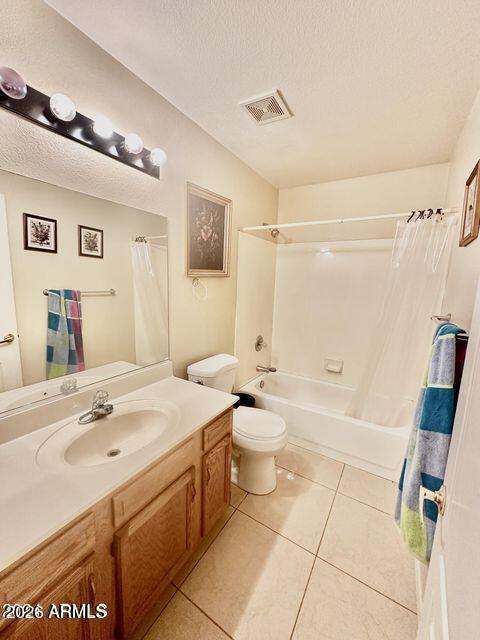 Building Photo - 1207 E Avenida Luna