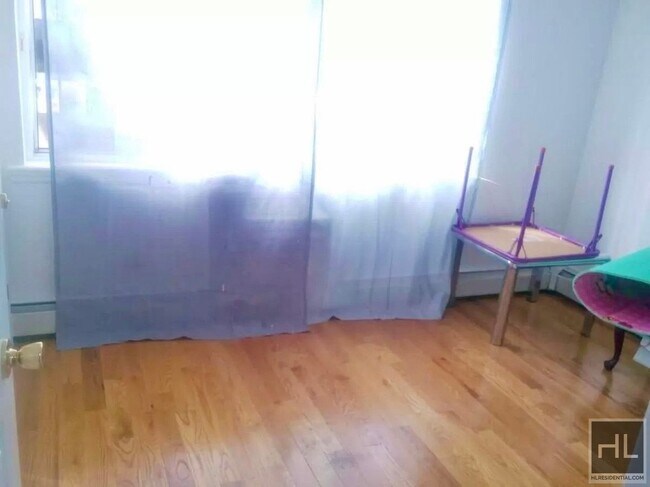 Building Photo - CATALPA AVENUE