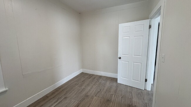 Building Photo - 3BR with Views of Presumpscot River | Newly Renovated | Heat Included | Bright + Quiet Location