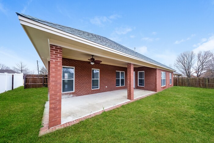 Building Photo - 409 Harvest Loop