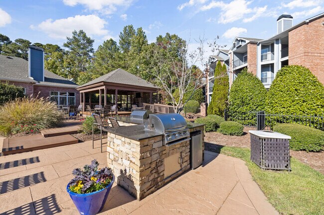 Building Photo - 812 Preston Grove Ave