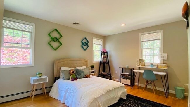 Building Photo - 29 Burke Ln