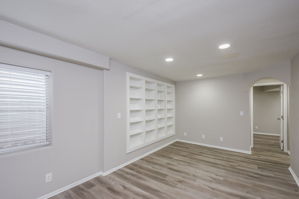 Building Photo - 6644 E 123rd Dr