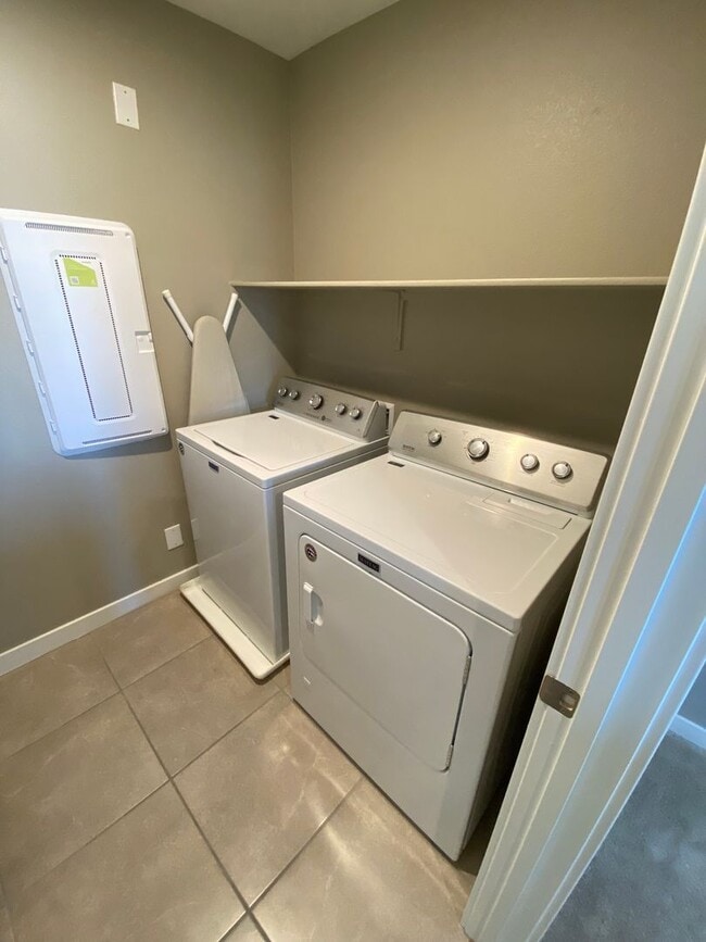 Building Photo - 3192 Timorasso Ave