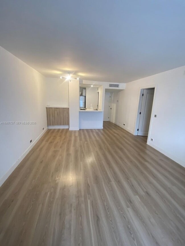 Building Photo - 2935 NE 163rd St