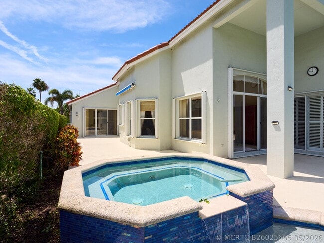 Building Photo - 8282 Spyglass Dr