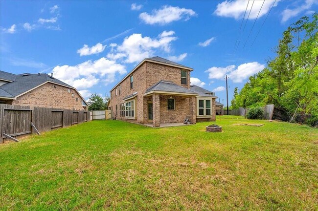 Building Photo - 12102 City Trek Ln
