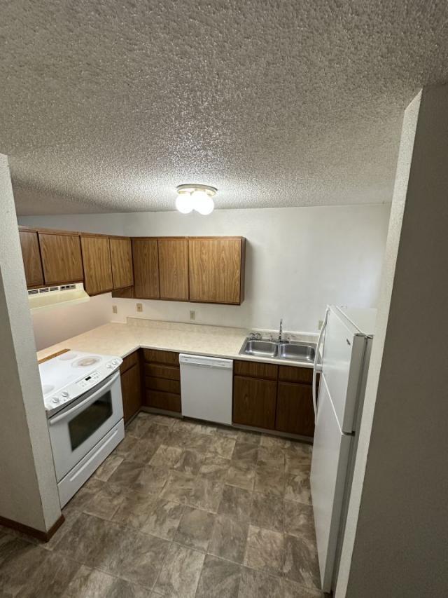 Building Photo - 2 bedroom in Billings MT 59101